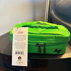 lug Swizzle jewelry case. NWT. Smoke free home. Lime green